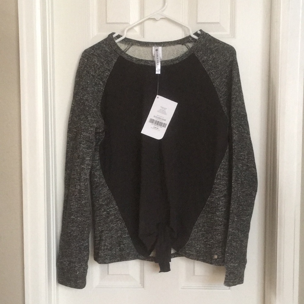 NWT Fabletics super cute shirt- medium